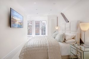 Photo 1- click for photo gallery